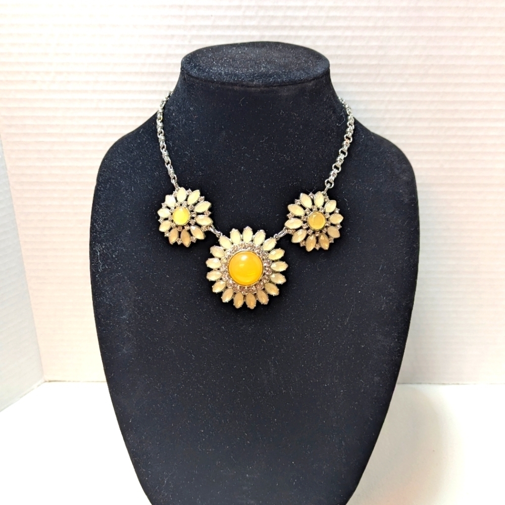 Lia Sophia  Statement Necklace Yellow Sunflower 18-21"